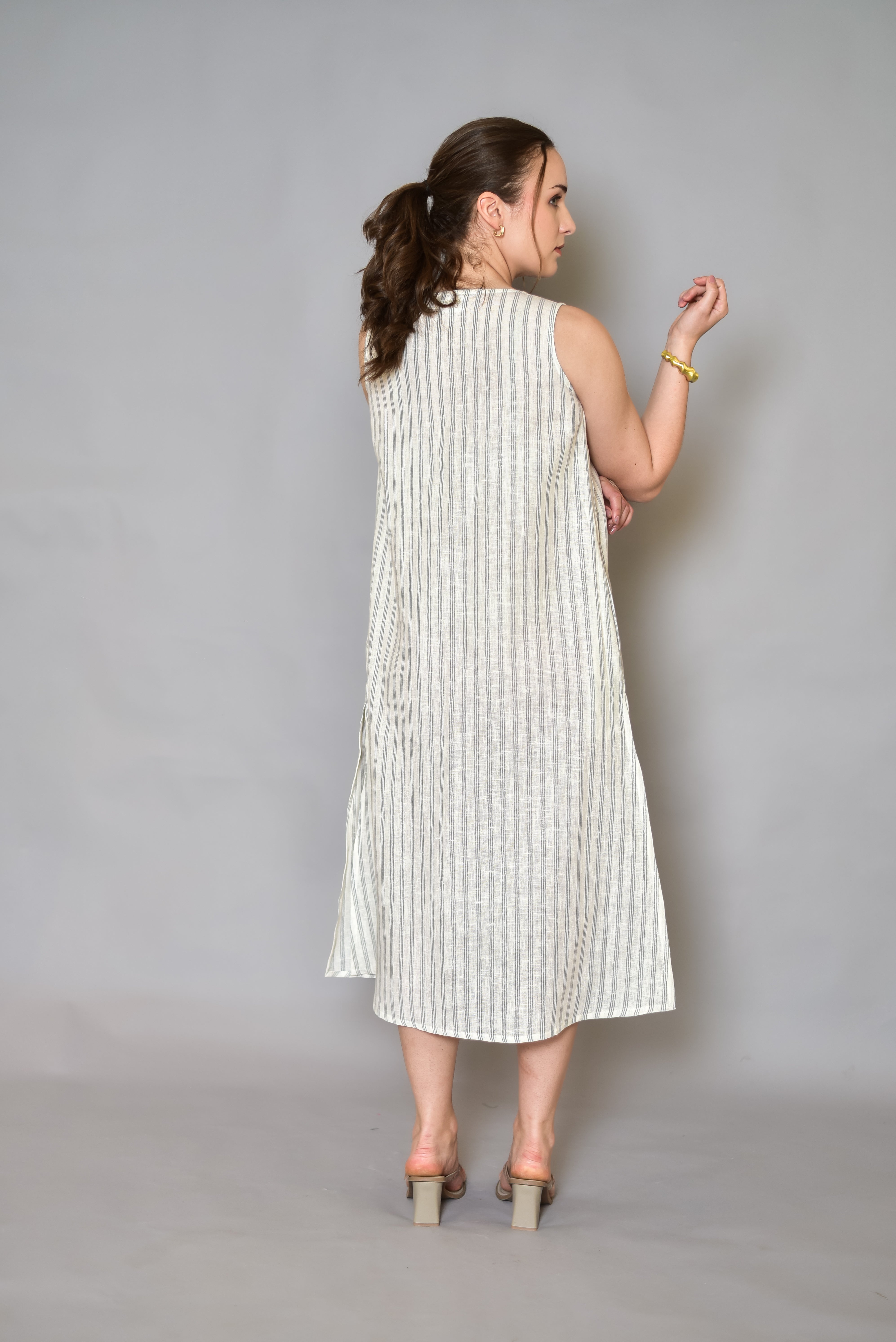 The Minimal Grey Striped Kurta