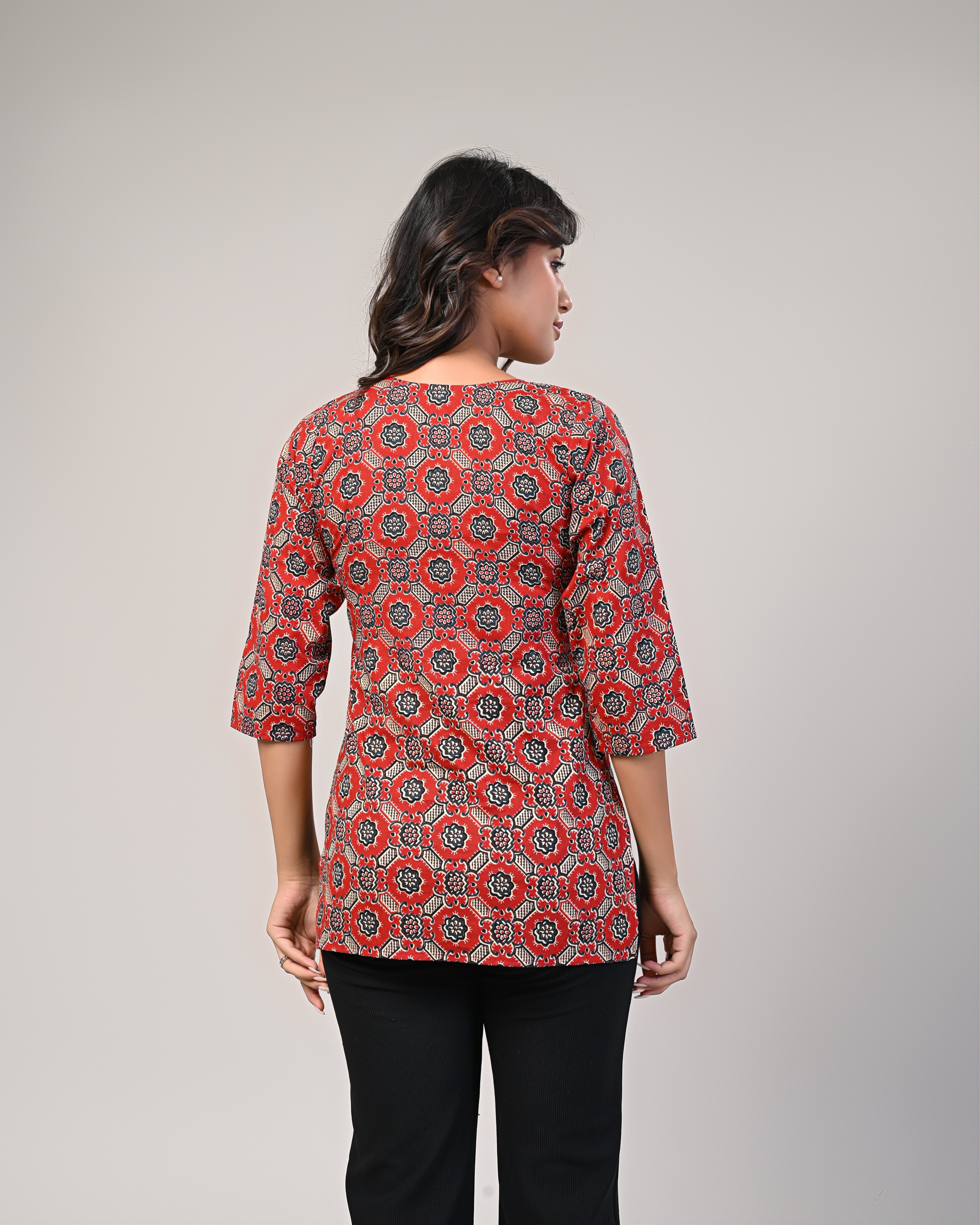 Women’s Maroon Printed Kurti