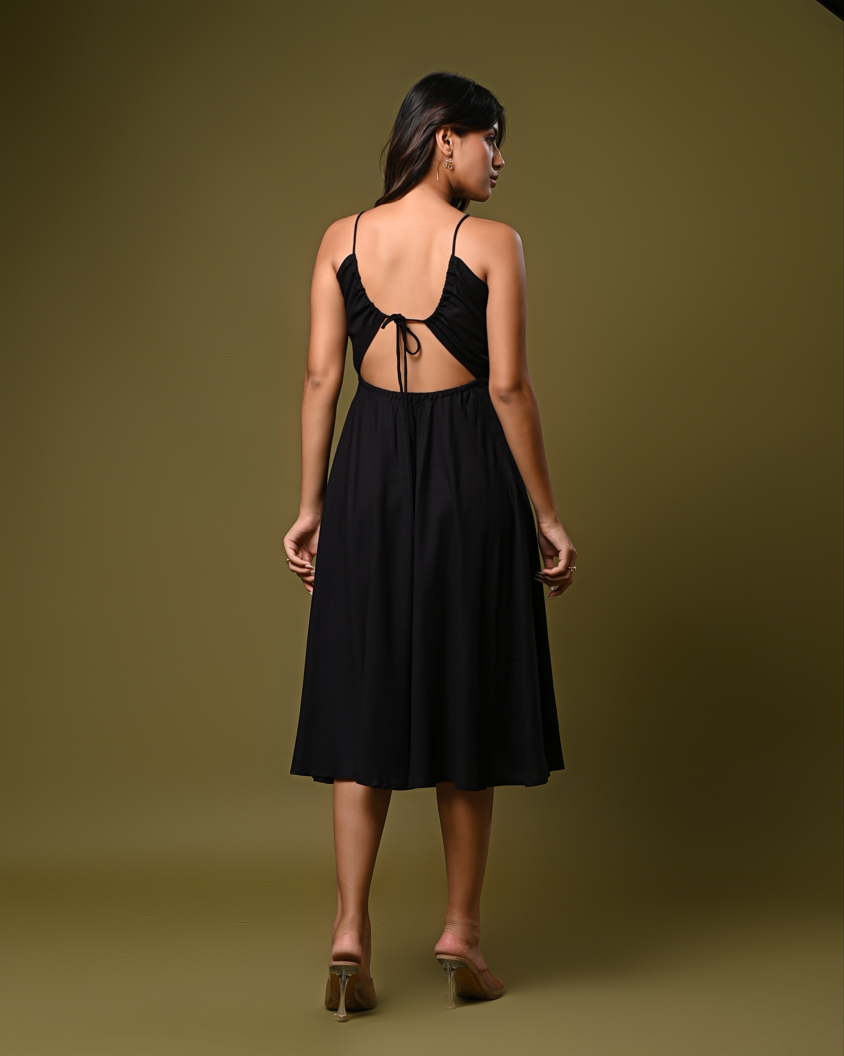 Women's Solid Black Cut-Out Midi Dress