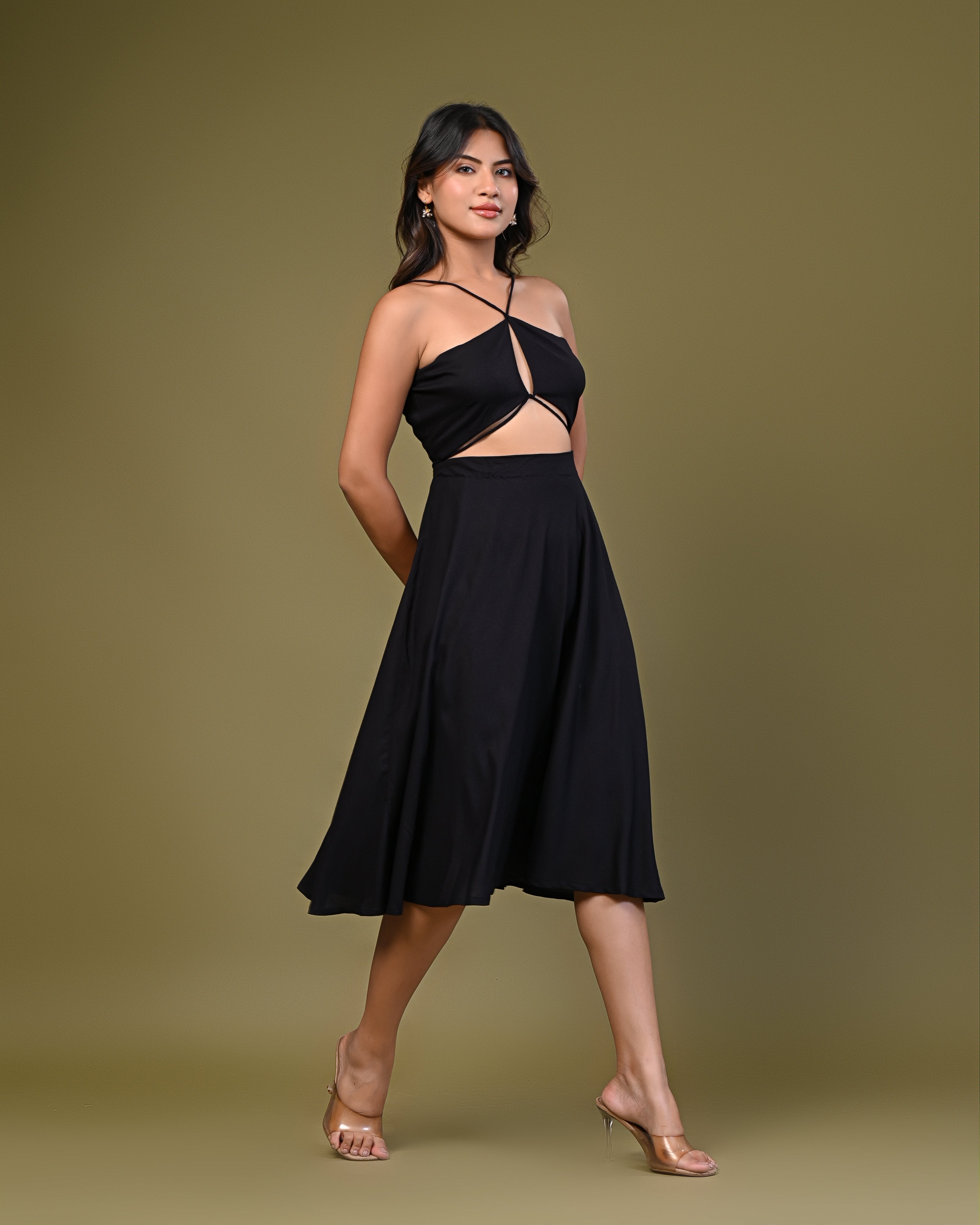 Women's Solid Black Cut-Out Midi Dress