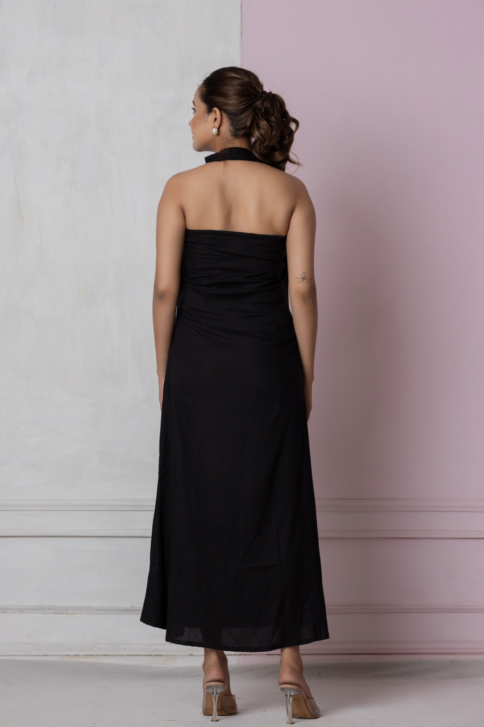 Black Halter Neck Bow Cutout Maxi Dress