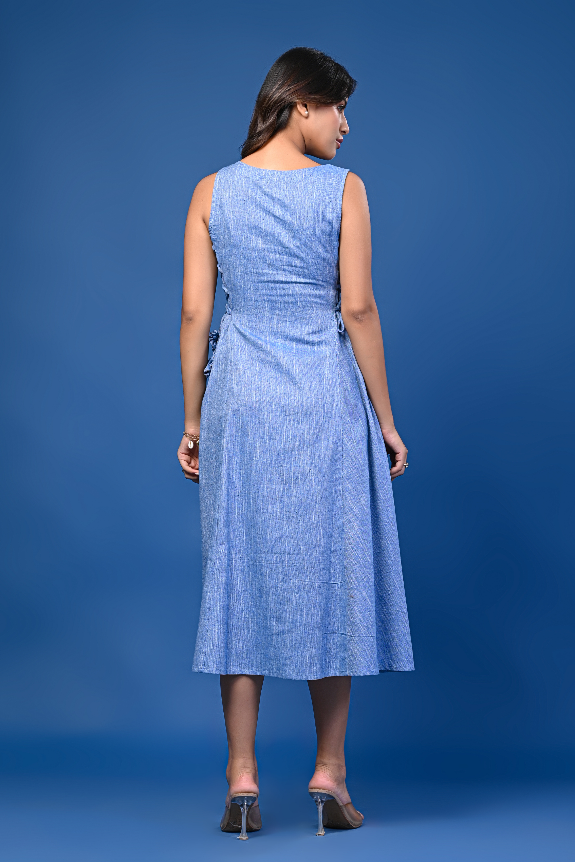 Blue Sleeveless Midi Dress