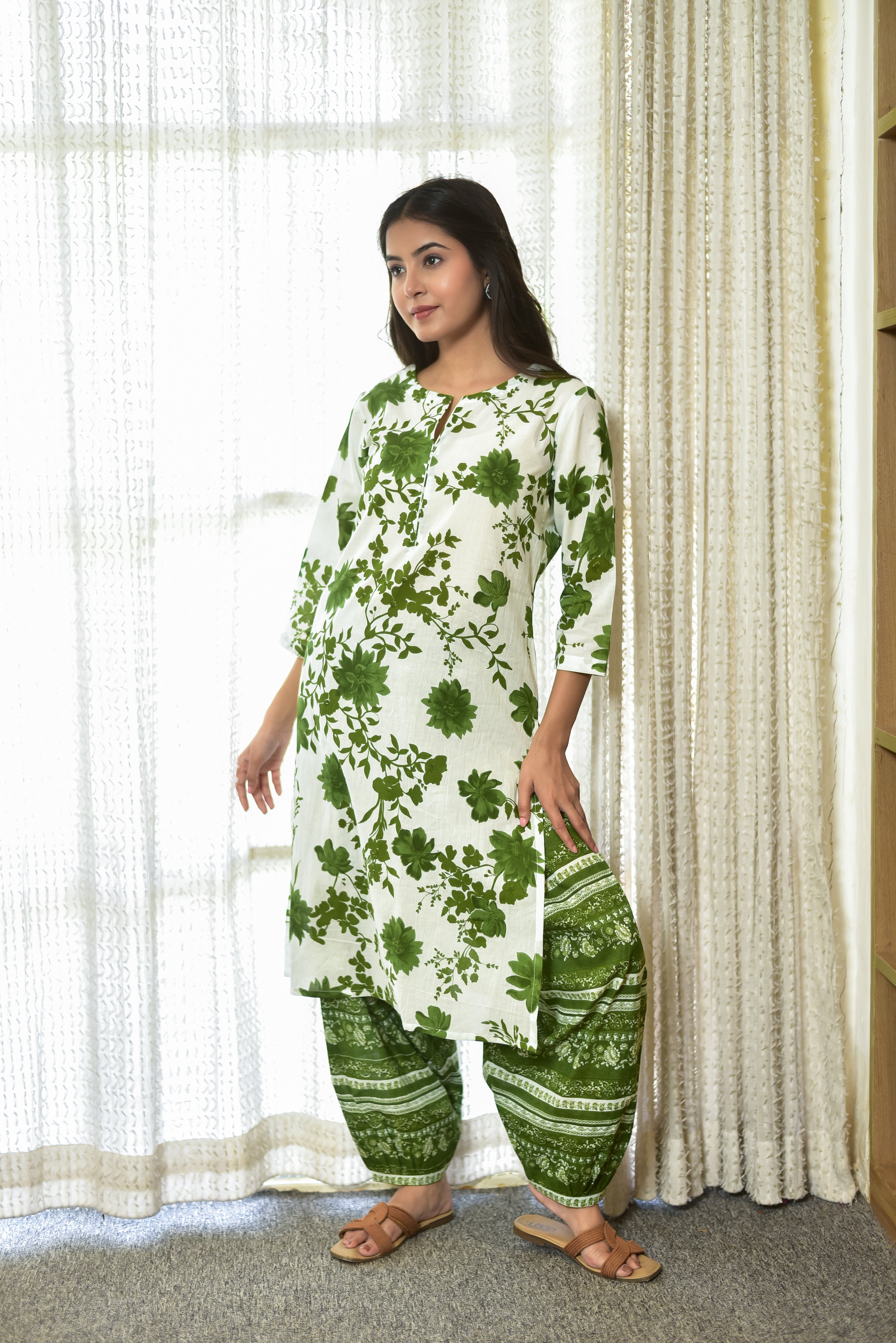 Relaxed Cotton Salwar Set (Green & White)