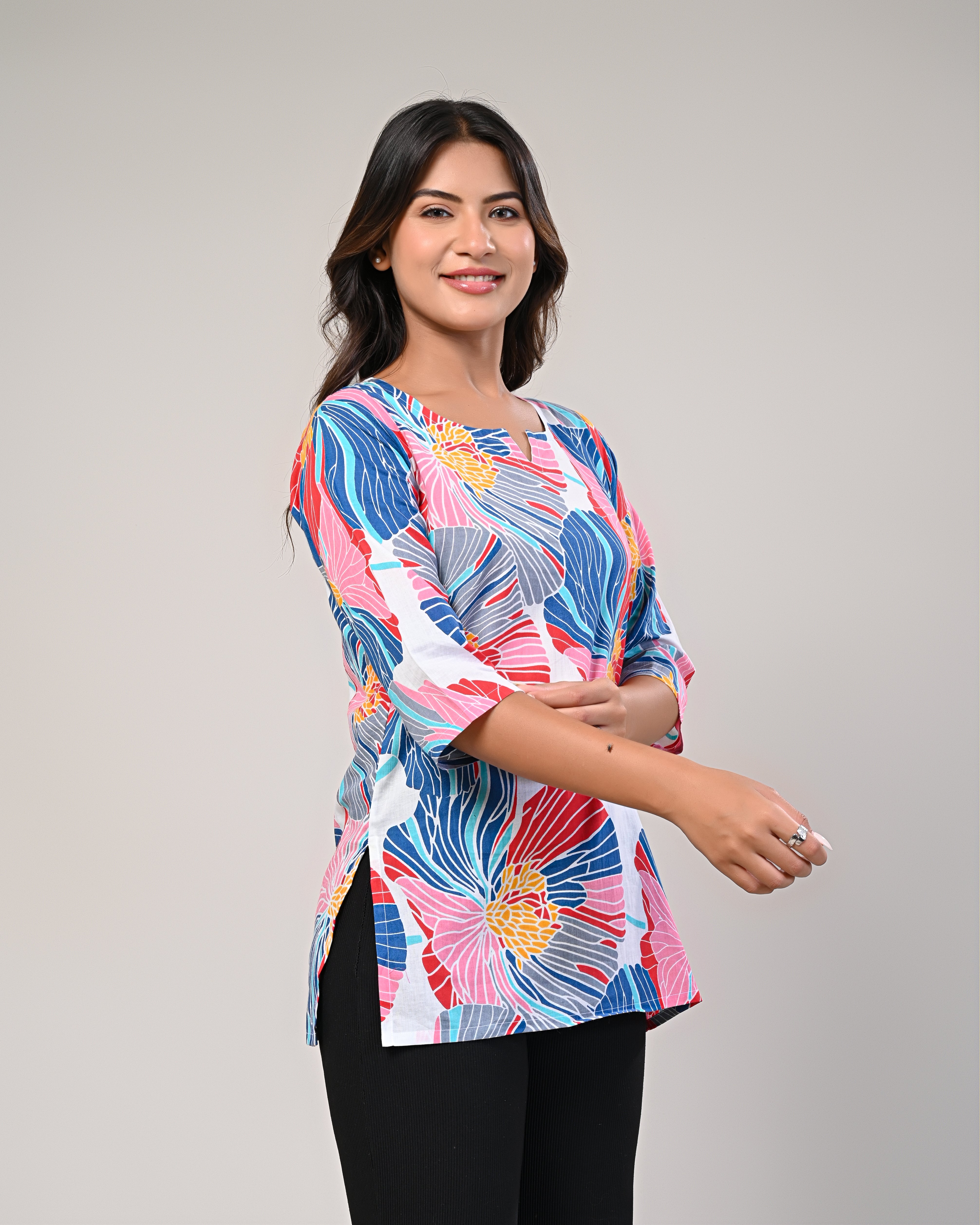 Women’s Floral Printed Top