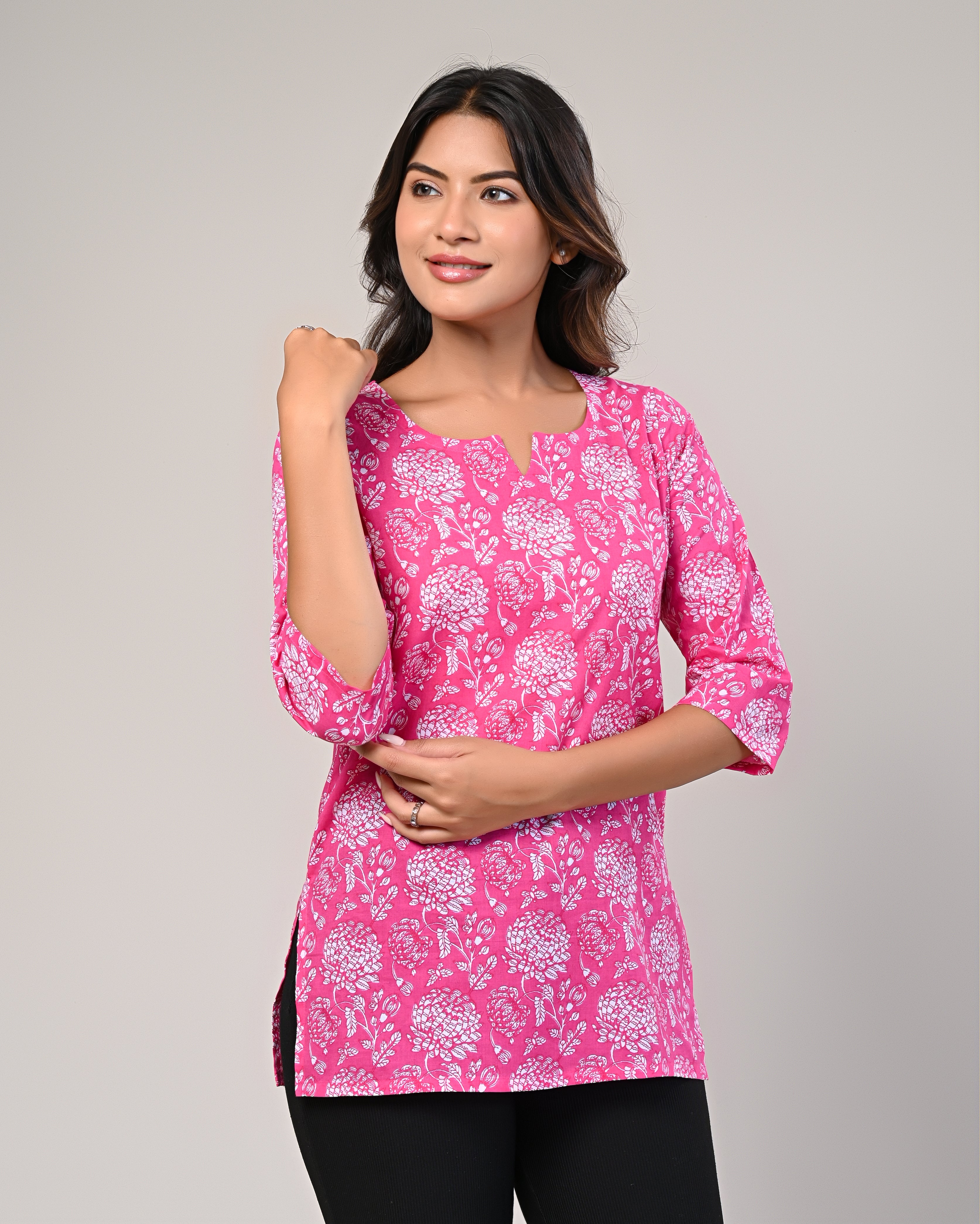 Women’s Pink Printed Kurti