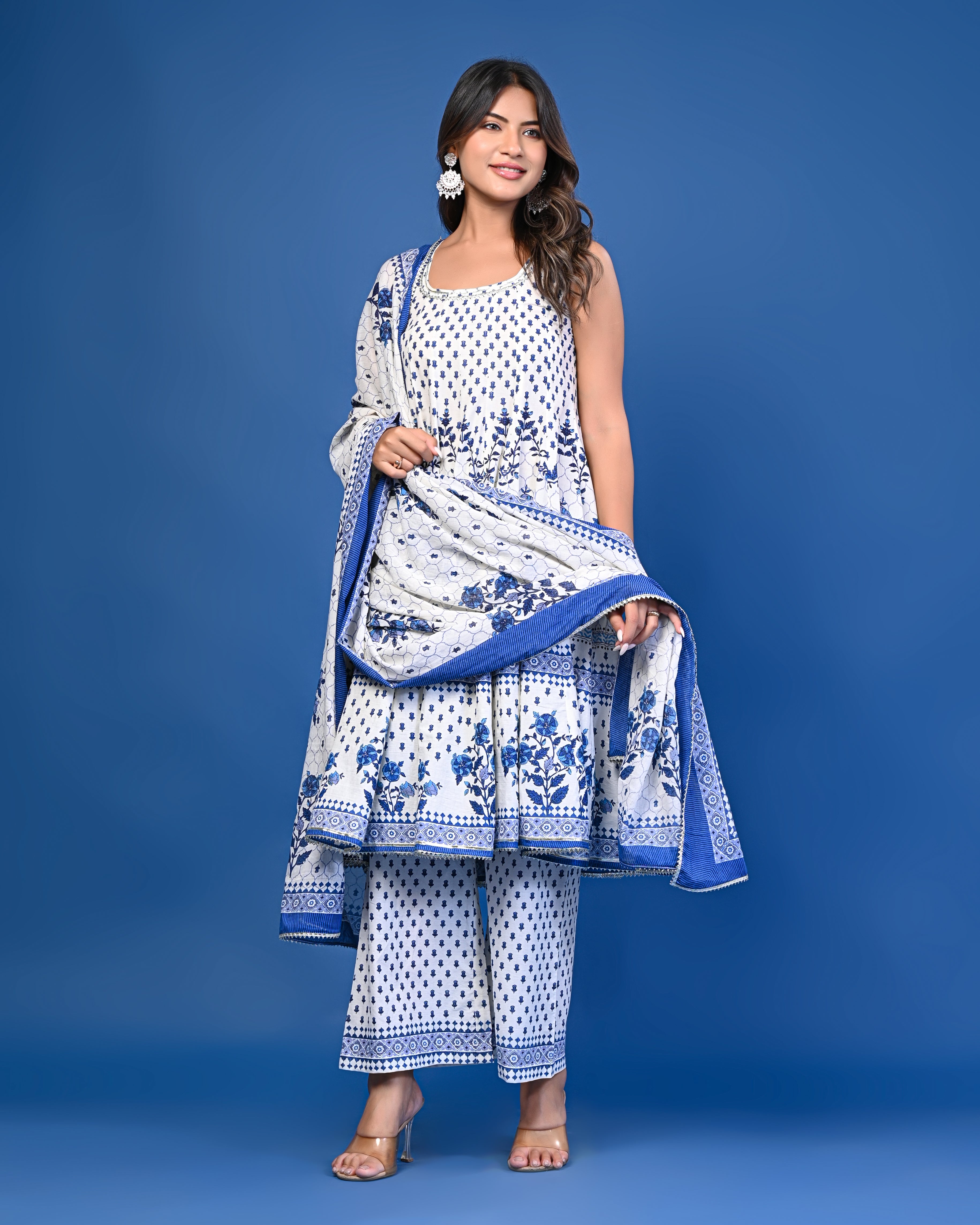 Blue & White Floral Printed 3-Piece Suit Set