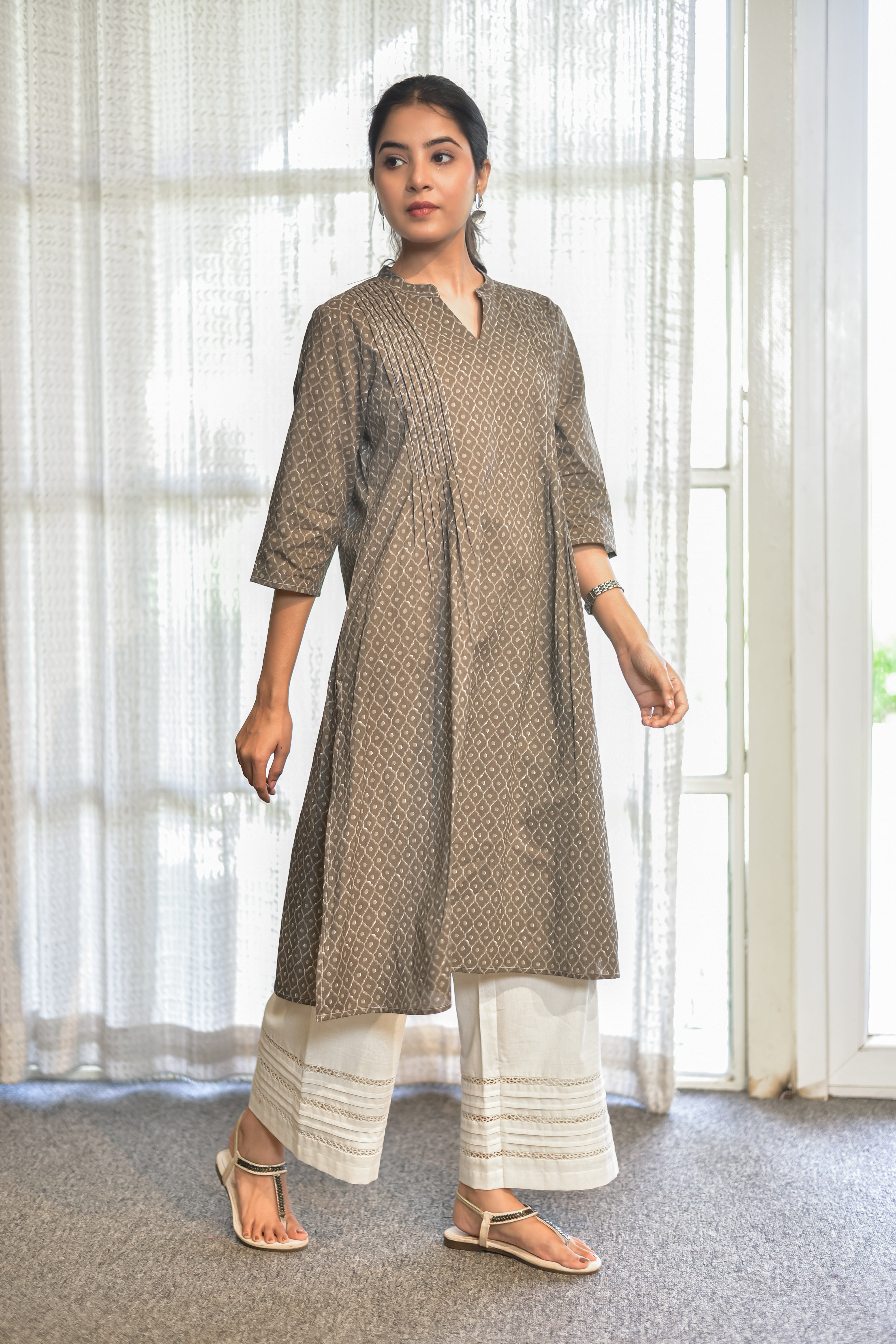 The Minimalist Pin-Tuck Kurti
