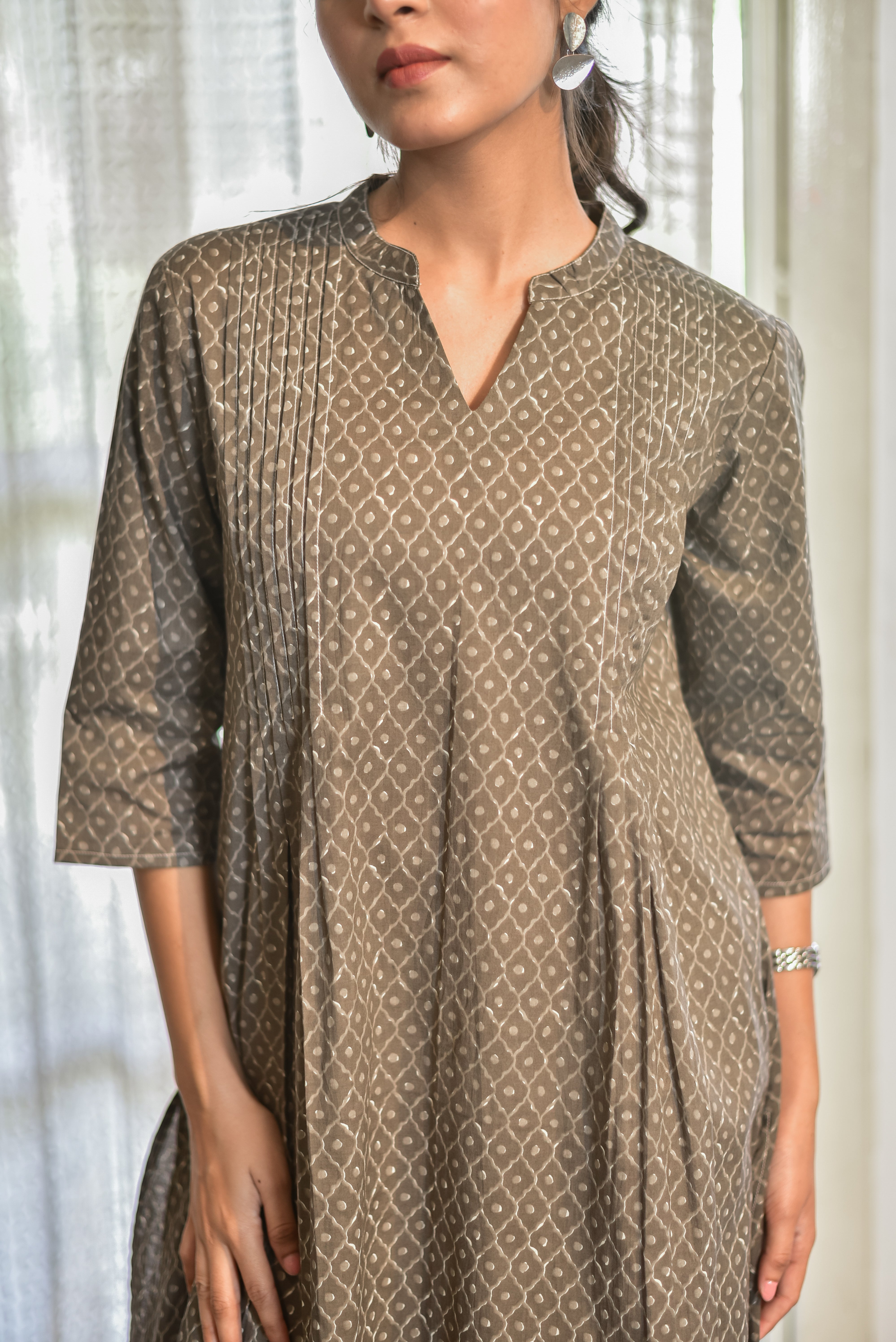The Minimalist Pin-Tuck Kurti