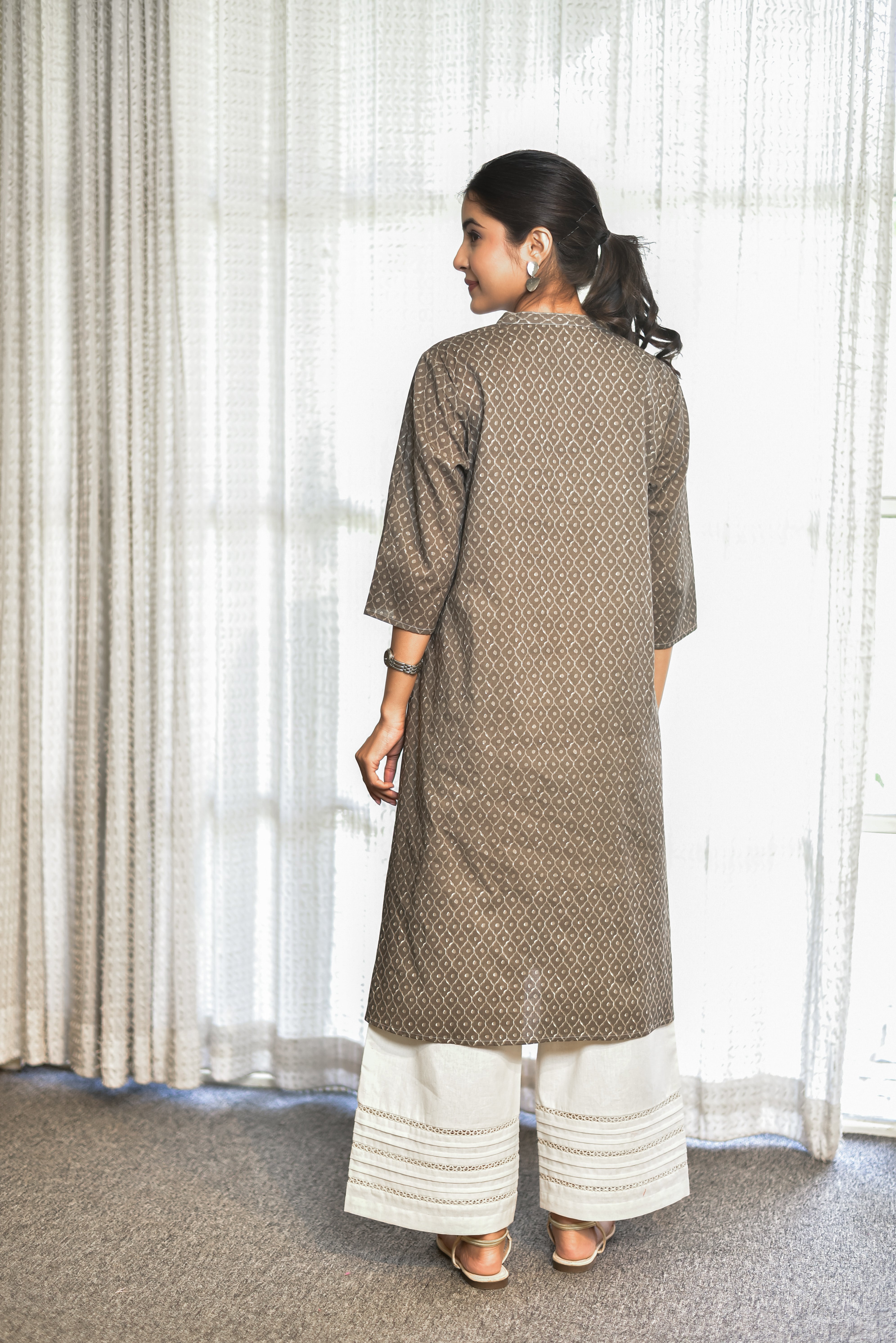 The Minimalist Pin-Tuck Kurti